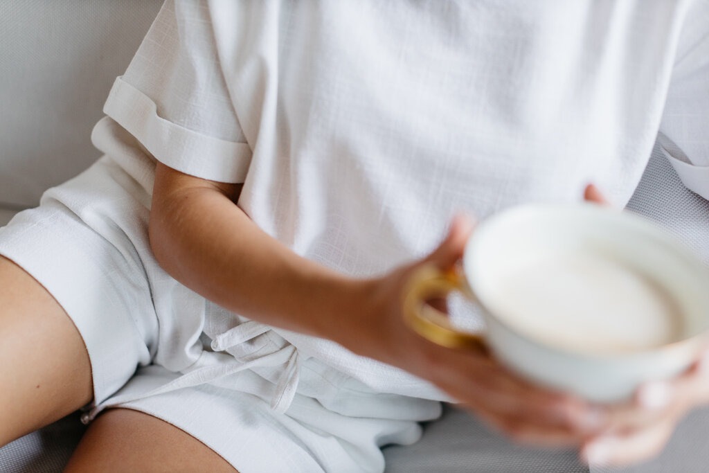 Biała lniana bluzka