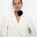 czarny choker elegancki