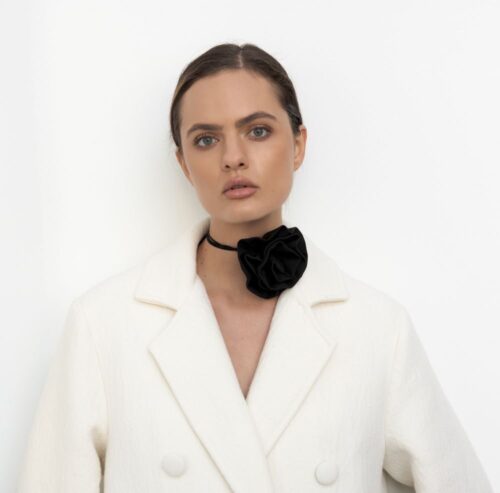 czarny choker elegancki blog e1666179640152