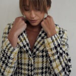 krotka tweedowa marynarka