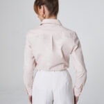 rozowa koszula tyl 1