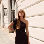 sukienka na jedno ramie