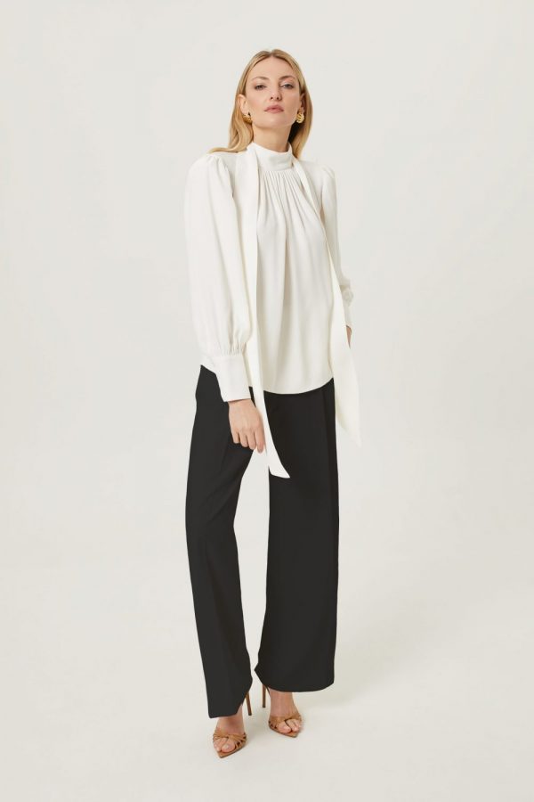 czarne welniane spodnie scaled e1712775105148