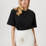 smietankowa spodniczka z roza