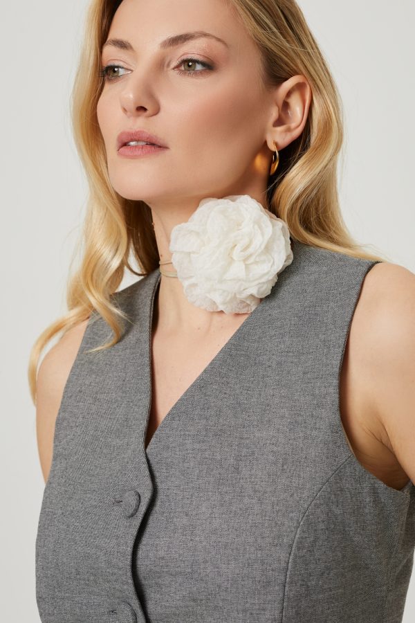 szara kamizelka biala roza