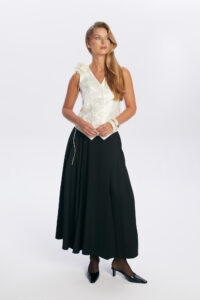 Czarna spódnica z zakładkami Adele