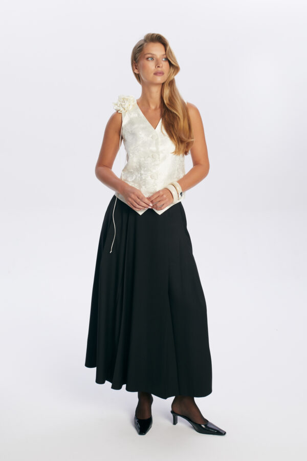 Czarna spódnica z zakładkami Adele