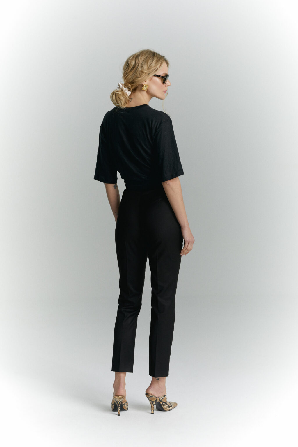 Cygaretki Sorento czarne tyl detal