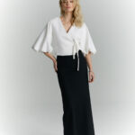 akiet z bufiastymi rekawami blanka smietankowa biel czarna spodnica demi