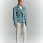 kurtka welniana aspen niebieska krotka