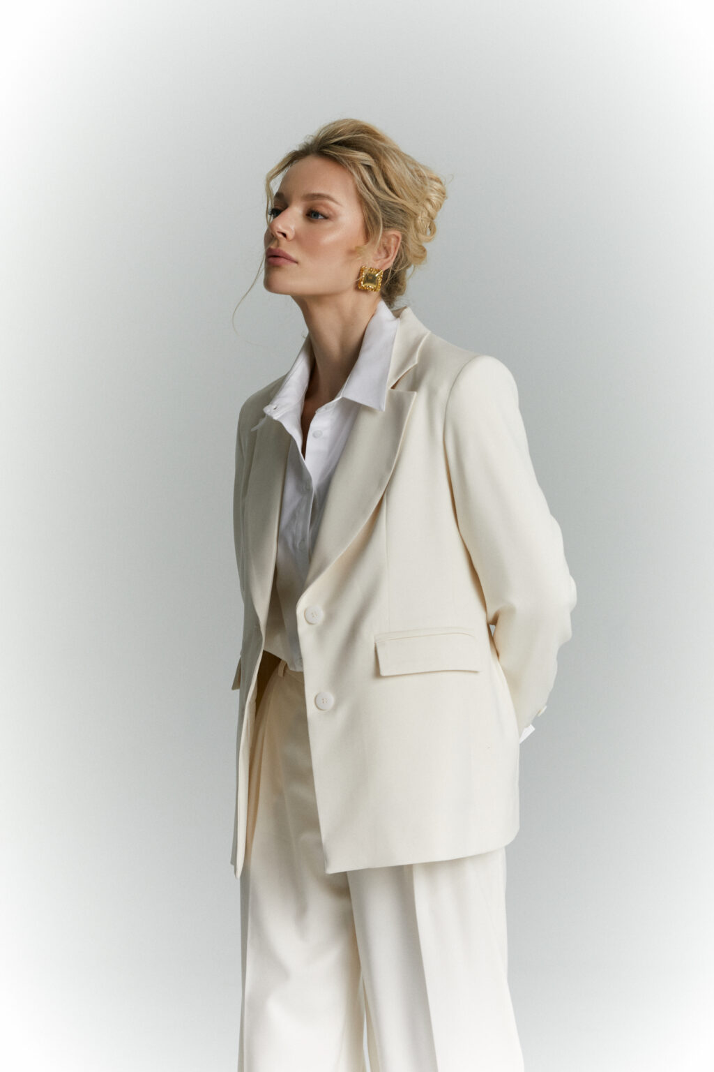 marynarka sorento waniliowa koszula siena