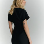 sukienka dluga mira czarna tyl