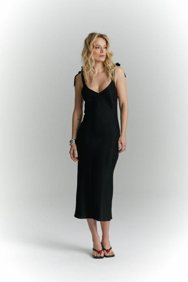 Sukienka na ramiączkach Leja czarna