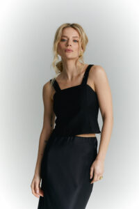 Top na szerokich ramiączkach Ingrid czarny