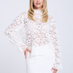 Bluzka-koronkowa-off-white-Alison