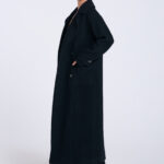 Płaszcz-z-wełny-boucle-czarny-Franko-bok