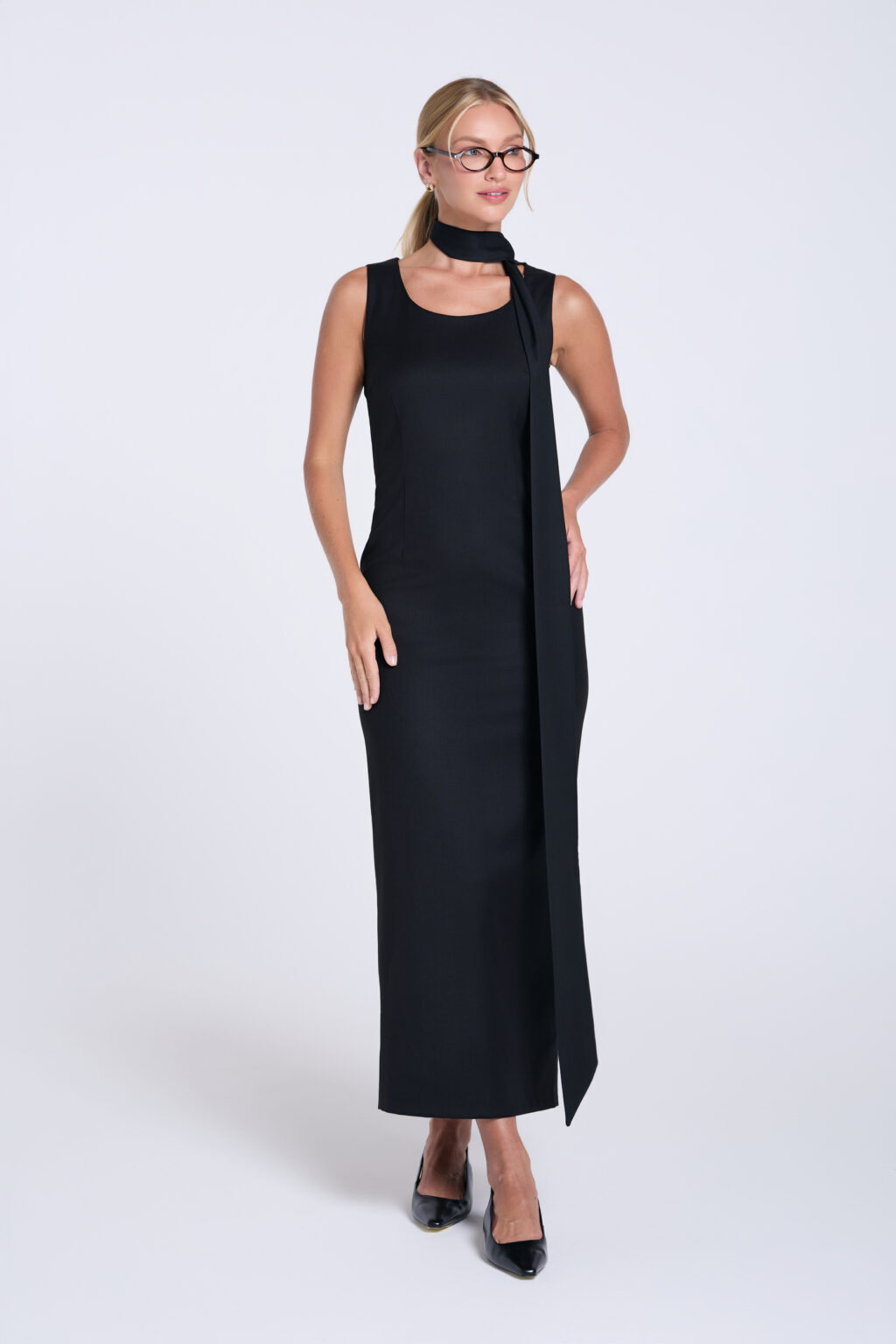 Sukienka-z-szarfą-długa-czarna-Sonia