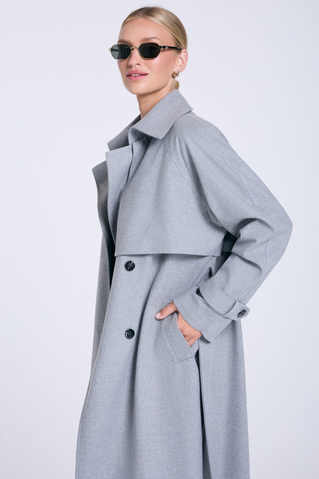 Trencz-z-wodoodpornej-wełny-szary-Marko-detal