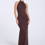 sukienka-maxi-wiazana-na-szyi