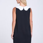 trapezowa-sukienka-damska-z-kolnierzykiem-tyl-detal