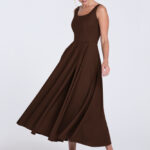 brazowa-sukienka-midi-kate-przod