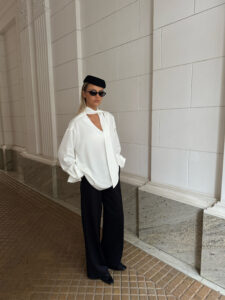 Czarne spodnie garniturowe Pandora