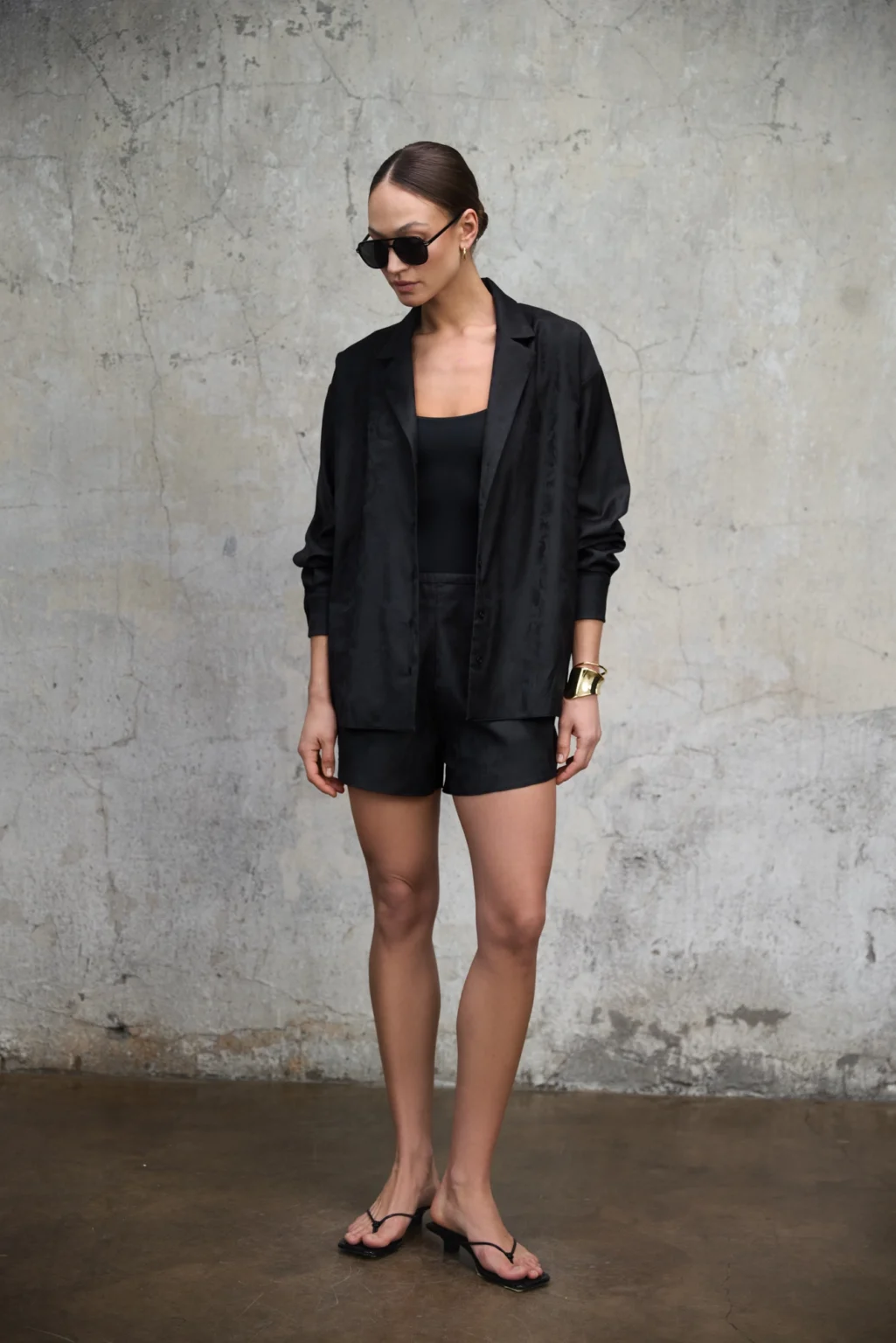 czarna-koszula-oversize-bondi-rever