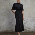 czarna-sukienka-emily-przod