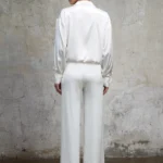 komplet-satynowy-aura-perlowa-biel-rever-tyl