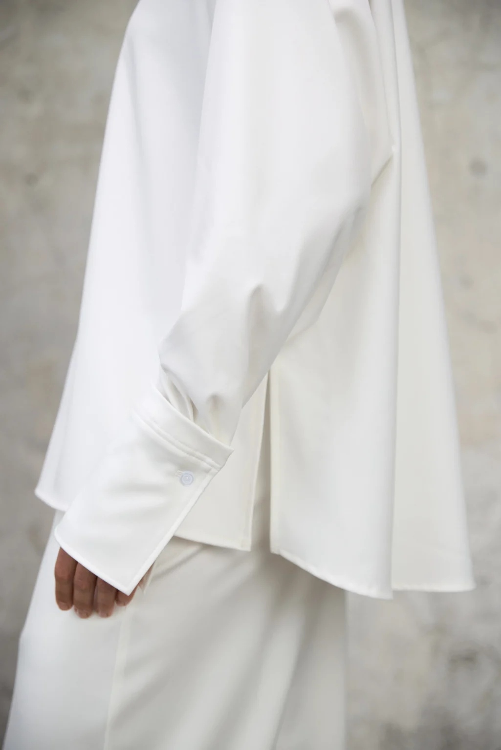 koszula-nevada-biala-oversize-detal