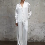 koszula-satynowa-aura-perlowa-biel-rever