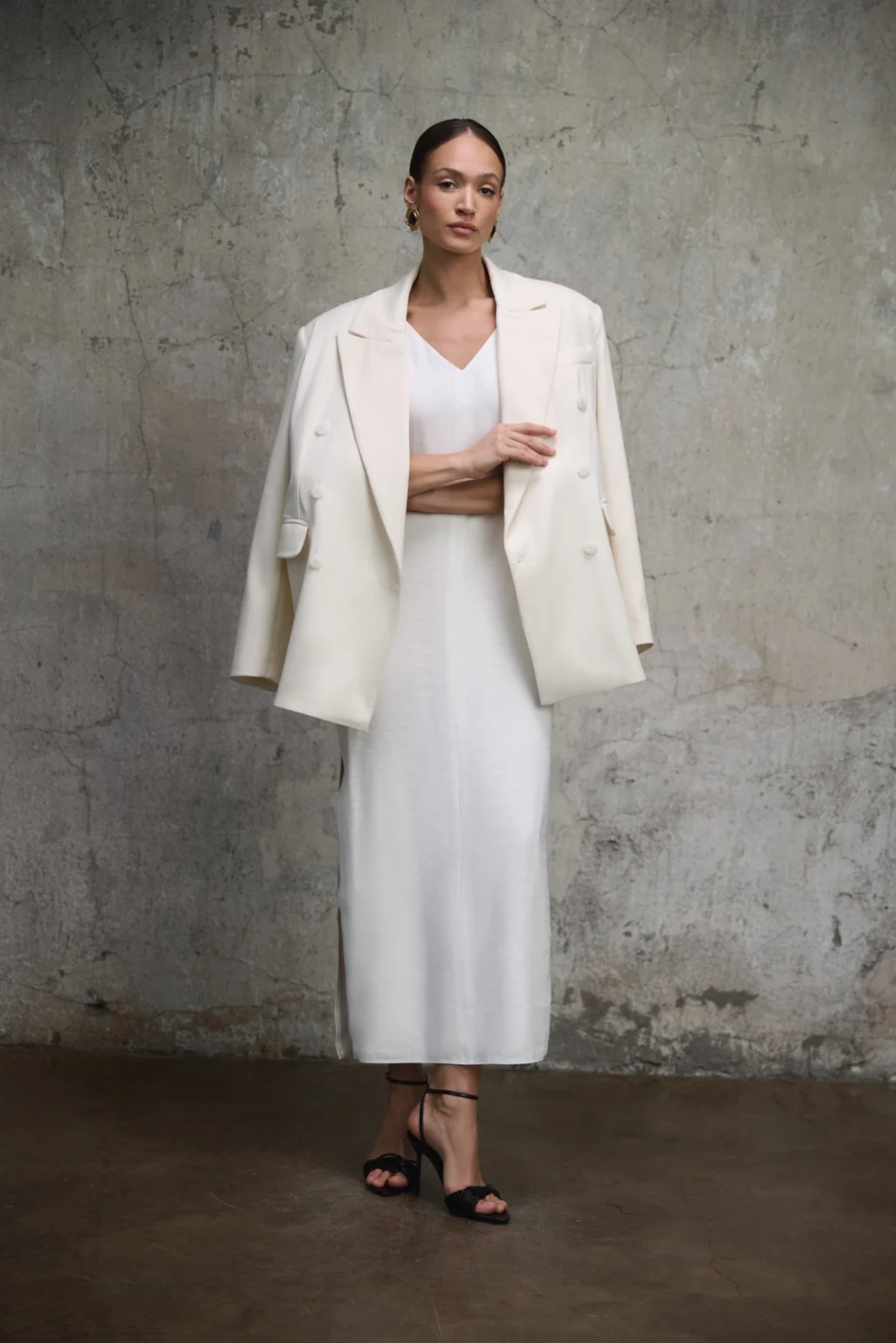 marynarka-monaco-sukienka-dallas-biala-maxi-wiskoza