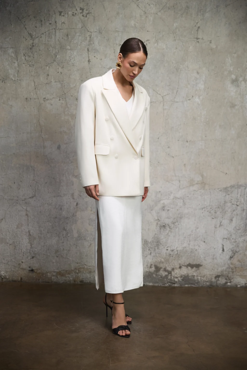 marynarka-welna-monaco-smietankowa-biel-rever-przod