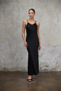 Sukienka maxi na ramiączkach czarna Ivy