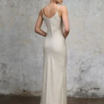 sukienka-maxi-sami-bezowa-rever-tyl