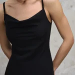 sukienka-maxi-sami-czarna-rever-przod