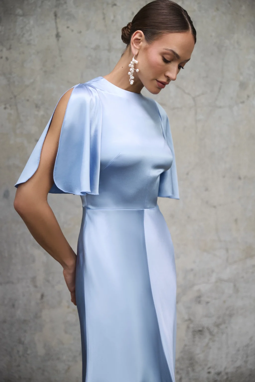 sukienka-nina-midi-ice-blue-wiskoza-detal