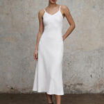 sukienka-ivy-biala